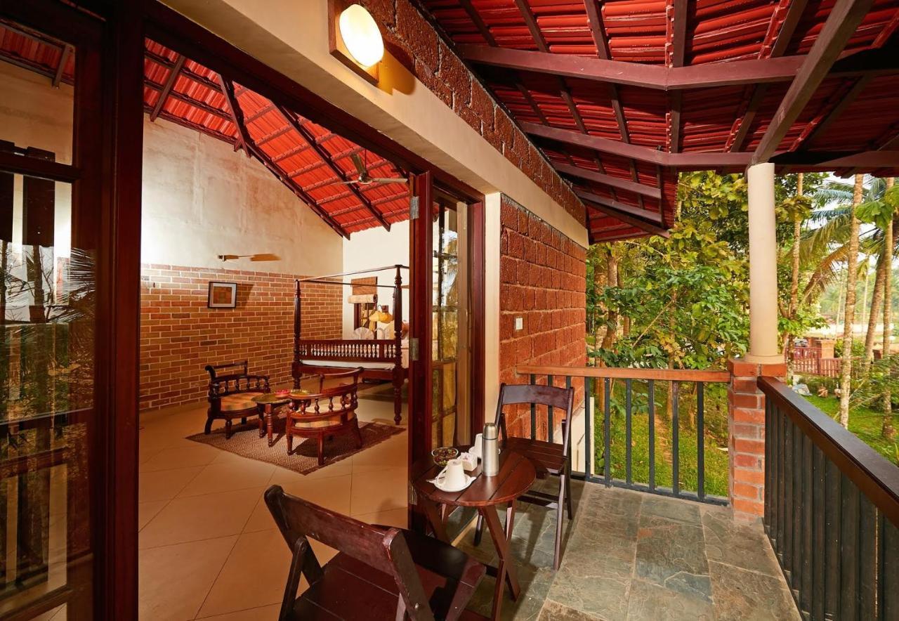 Raindrops Resorts Wayanad 苏丹巴特利 外观 照片