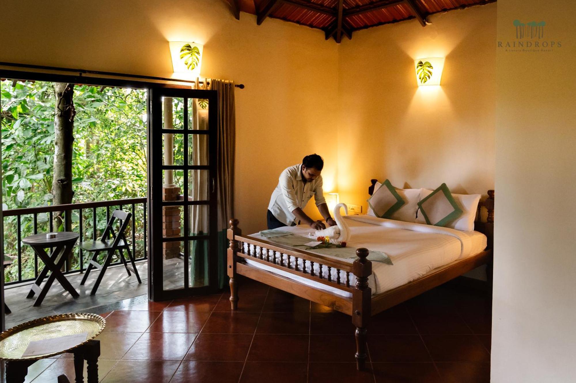 Raindrops Resorts Wayanad 苏丹巴特利 外观 照片