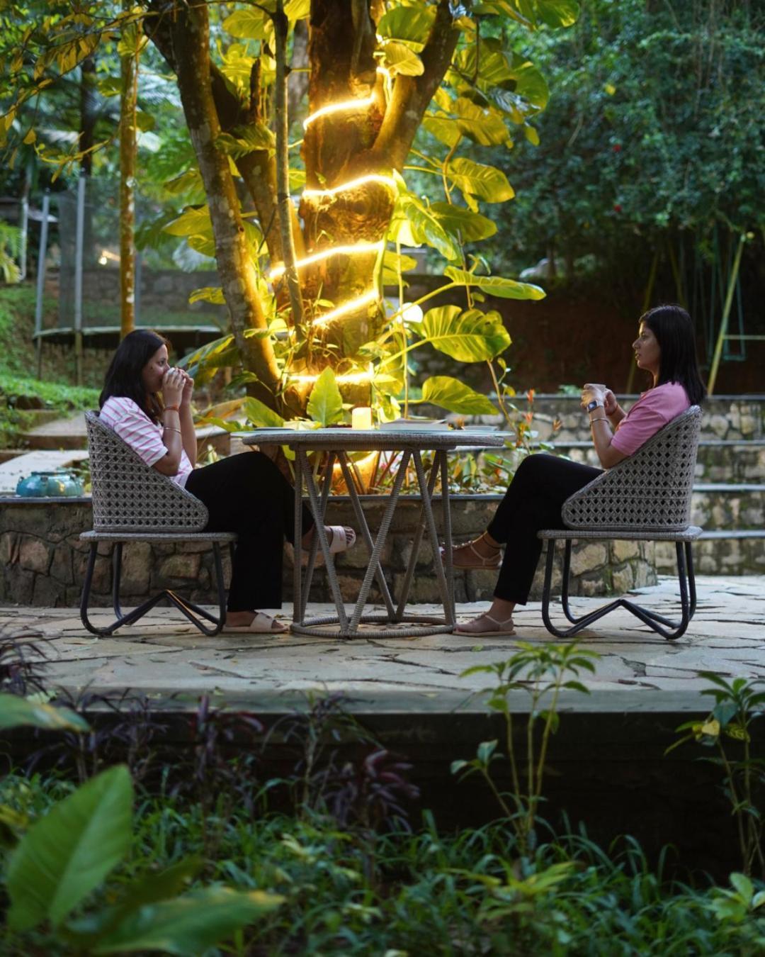 Raindrops Resorts Wayanad 苏丹巴特利 外观 照片