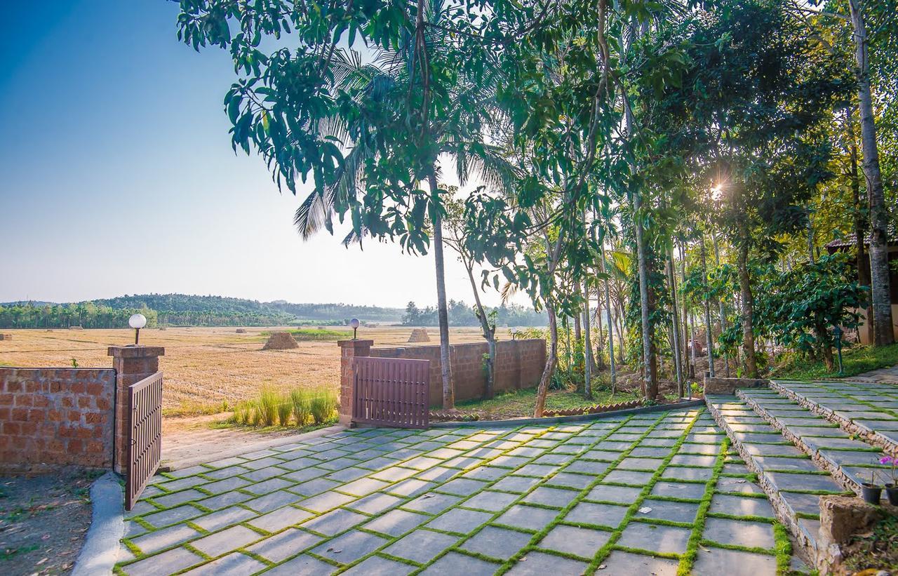 Raindrops Resorts Wayanad 苏丹巴特利 外观 照片